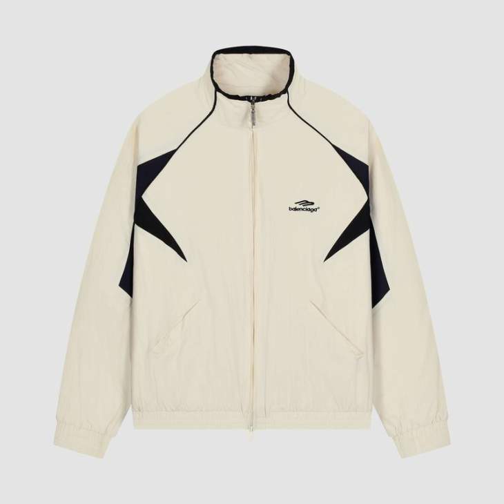 Picture of Balenciaga Sweater Suits _SKUBalenciagaS-XLxbtx8225822637090